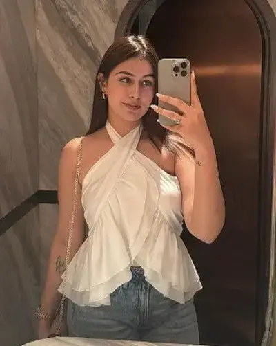Call Girl Ladpura